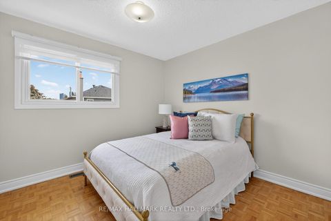 Photo 29 at 69 Wade Gate, Brownridge, Vaughan