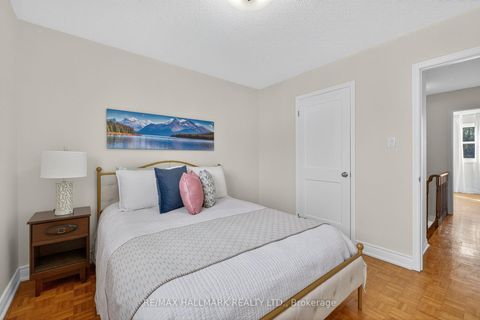 Photo 30 at 69 Wade Gate, Brownridge, Vaughan
