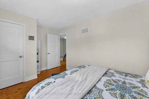 Photo 32 at 69 Wade Gate, Brownridge, Vaughan