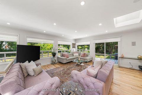 Photo 2 at 66 Lakeland Crescent, Oak Ridges Lake Wilcox, Richmond Hill