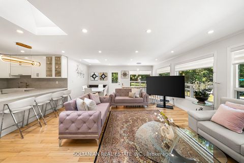 Photo 4 at 66 Lakeland Crescent, Oak Ridges Lake Wilcox, Richmond Hill