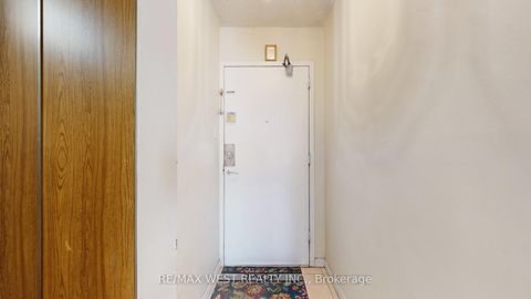 Photo 2 at 210 - 940 Caledonia Road, Glen Park, Toronto