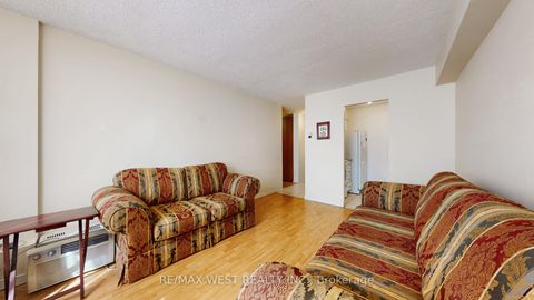 Photo 6 at 210 - 940 Caledonia Road, Glen Park, Toronto
