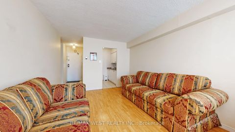 Photo 7 at 210 - 940 Caledonia Road, Glen Park, Toronto