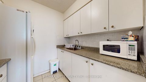 Photo 10 at 210 - 940 Caledonia Road, Glen Park, Toronto