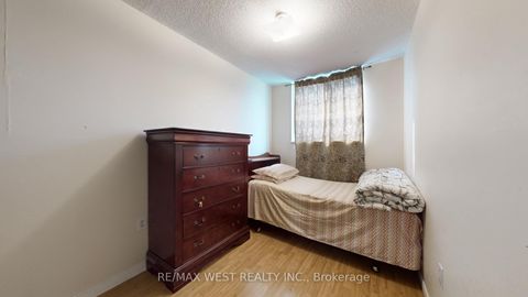Photo 15 at 210 - 940 Caledonia Road, Glen Park, Toronto