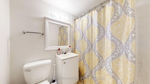 Photo 17 at 210 - 940 Caledonia Road, Glen Park, Toronto