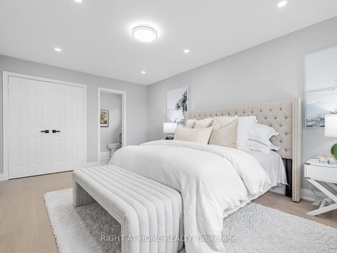 Photo 12 at 43 farmstead Road, Rouge Woods, Richmond Hill