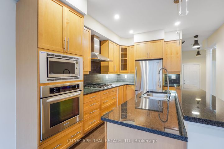 Photo 11 at 5515 Challenger Drive, Churchill Meadows, Mississauga