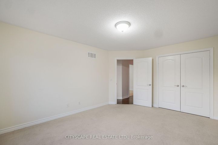 Photo 16 at 5515 Challenger Drive, Churchill Meadows, Mississauga