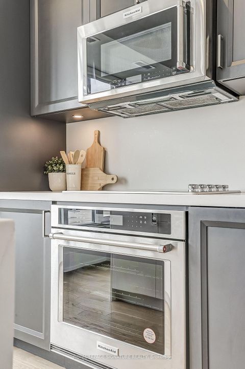 Photo 8 at 853 - 25 Adra Grado Way, Bayview Village, Toronto