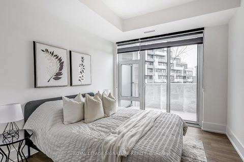 Photo 22 at 853 - 25 Adra Grado Way, Bayview Village, Toronto