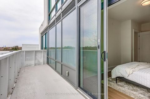 Photo 27 at 853 - 25 Adra Grado Way, Bayview Village, Toronto
