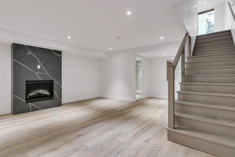 Photo 37 at 9 Gloucester Street, Yonge Corridor, Toronto
