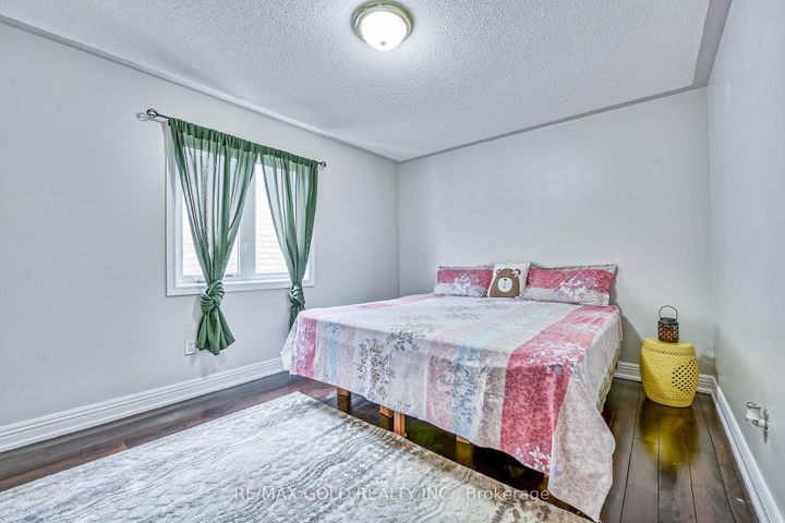 Photo 33 at 215 Bachman Drive, Maple, Vaughan