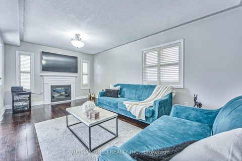 Photo 15 at 215 Bachman Drive, Maple, Vaughan
