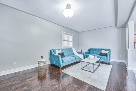 Photo 17 at 215 Bachman Drive, Maple, Vaughan