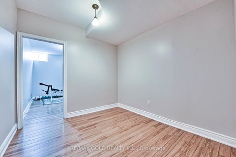 Photo 35 at 215 Bachman Drive, Maple, Vaughan