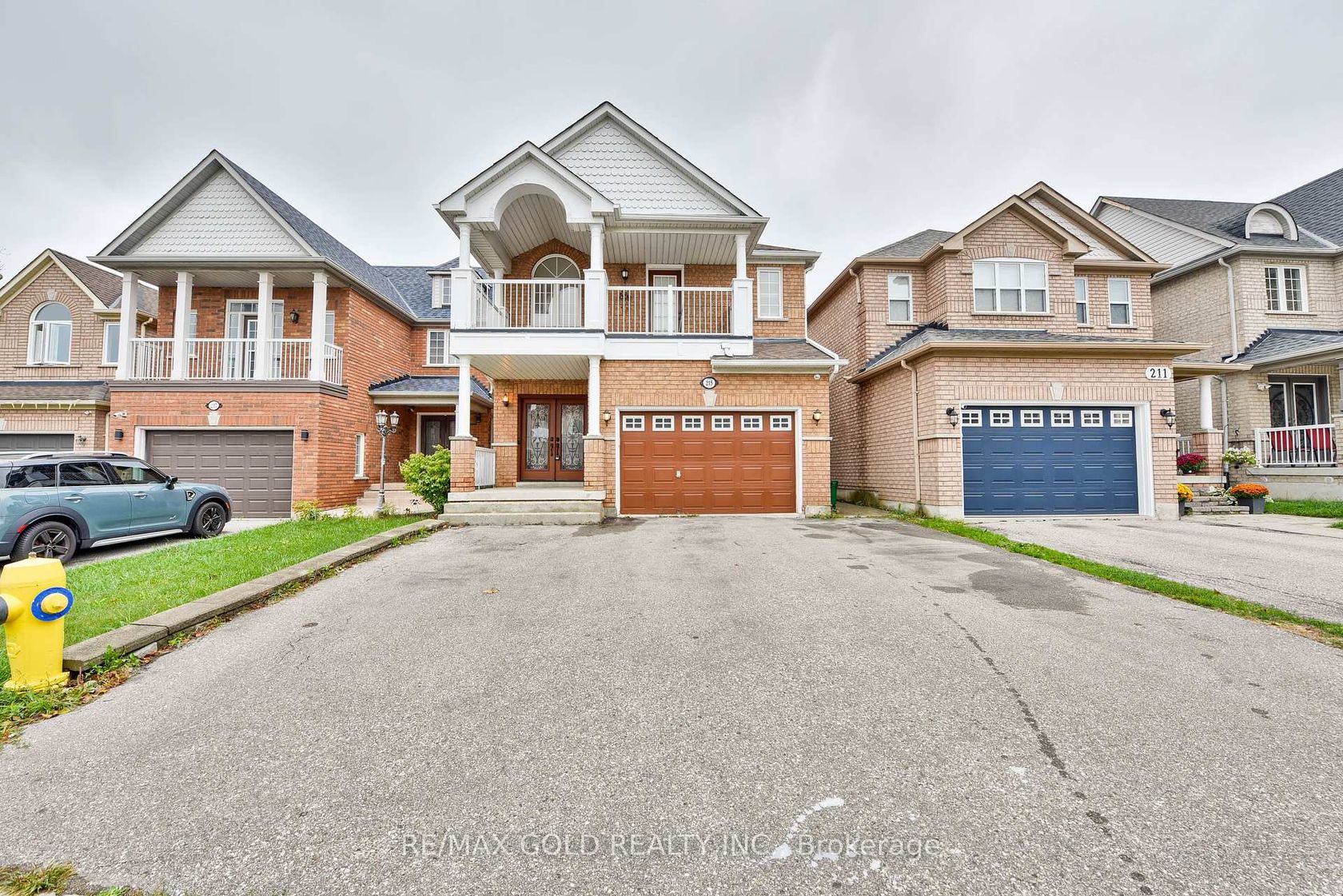215 Bachman Drive, Maple, Vaughan 