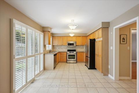 Photo 14 at 2476 Bracken Drive, WM Westmount, Oakville