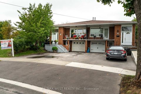 Photo 0 at 330 Pellatt Avenue, Pelmo Park W4, Toronto