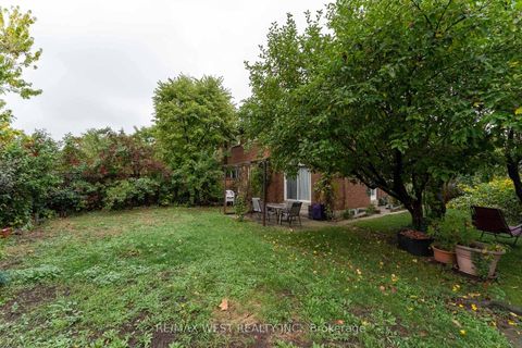Photo 42 at 330 Pellatt Avenue, Pelmo Park W4, Toronto