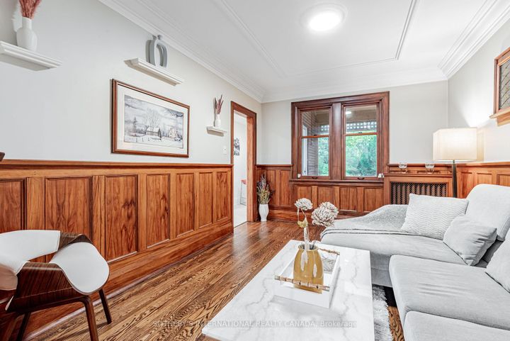 Photo 13 at 421 St Clair Avenue E, Moore Park, Toronto