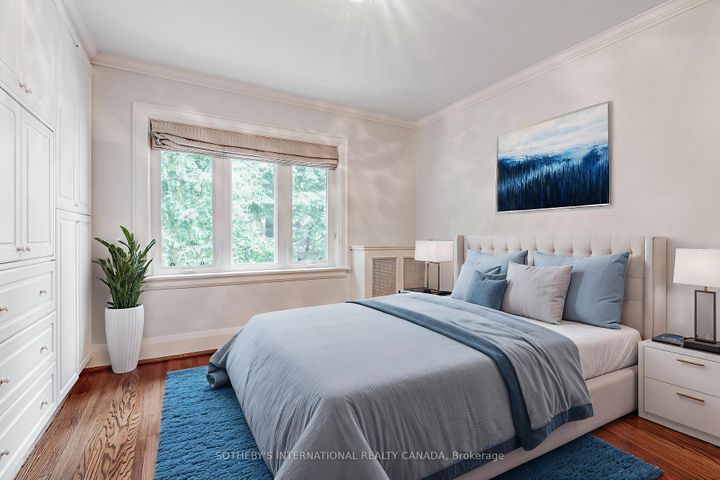 Photo 22 at 421 St Clair Avenue E, Moore Park, Toronto