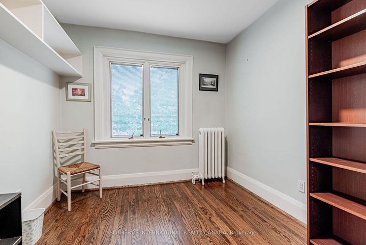 Photo 28 at 421 St Clair Avenue E, Moore Park, Toronto