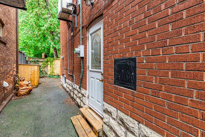 Photo 41 at 421 St Clair Avenue E, Moore Park, Toronto