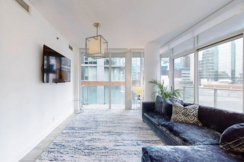 Photo 6 at 818 - 21 Nelson Street, Waterfront Communities C1, Toronto