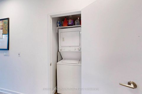 Photo 24 at 818 - 21 Nelson Street, Waterfront Communities C1, Toronto