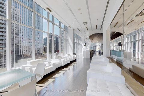 Photo 30 at 818 - 21 Nelson Street, Waterfront Communities C1, Toronto