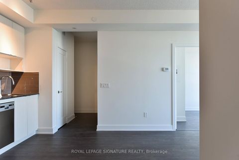 Photo 7 at 4006 - 7 Mabelle Avenue, City Centre West, Toronto