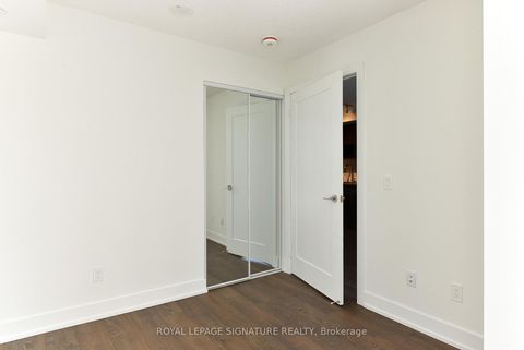 Photo 13 at 901 - 7 Mabelle Avenue, City Centre West, Toronto