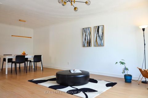 Photo 4 at 728 Sunnypoint Drive, Leslie Valley, Newmarket