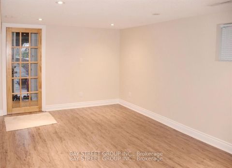 Photo 24 at 728 Sunnypoint Drive, Leslie Valley, Newmarket