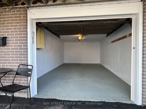 Photo 36 at 728 Sunnypoint Drive, Leslie Valley, Newmarket