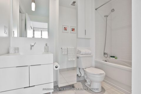 Photo 16 at 3106 - 110 Charles Street E, Yonge Corridor, Toronto