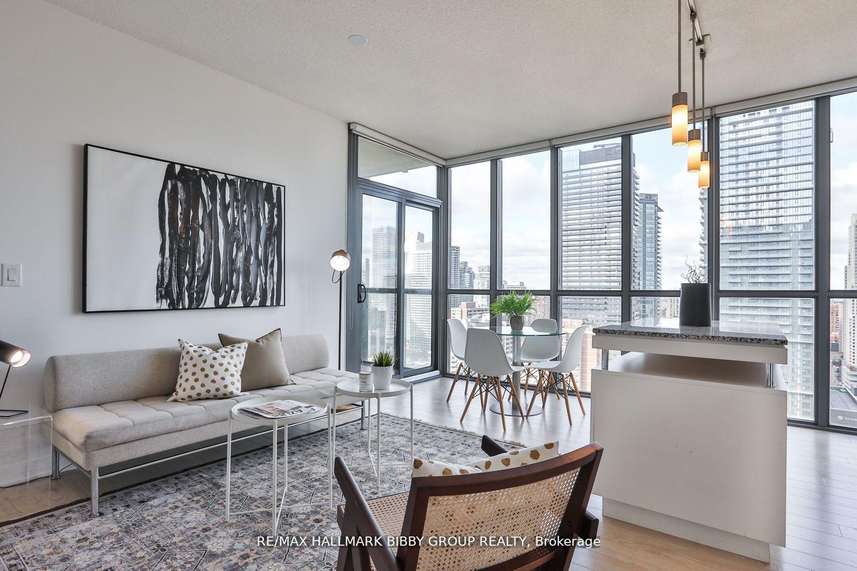 3106 - 110 Charles Street E, Yonge Corridor, Toronto 