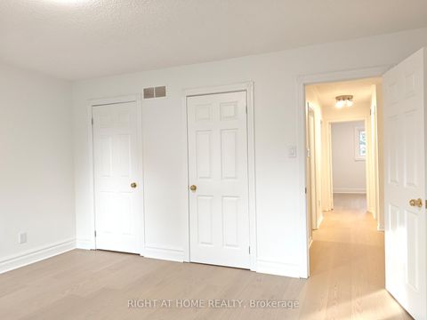Photo 19 at 1216 Blackburn Drive, GA Glen Abbey, Oakville