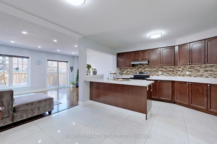 Photo 6 at 15 Masseyfield Street N, Bram East, Brampton