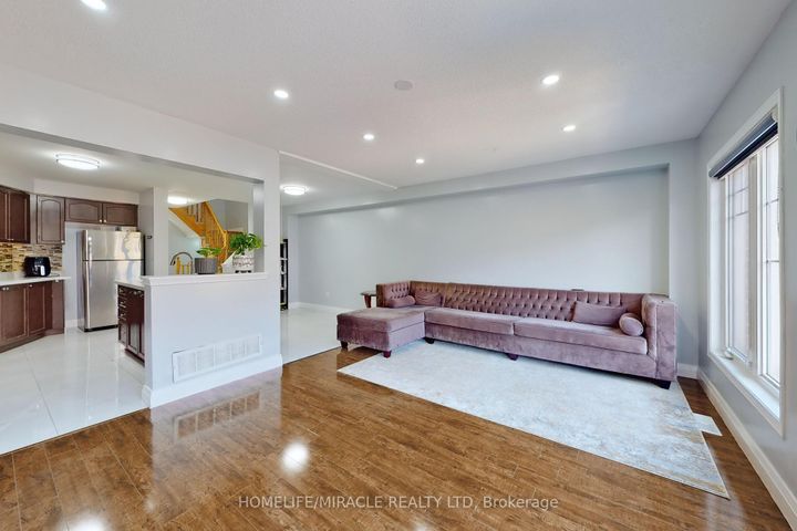 Photo 14 at 15 Masseyfield Street N, Bram East, Brampton