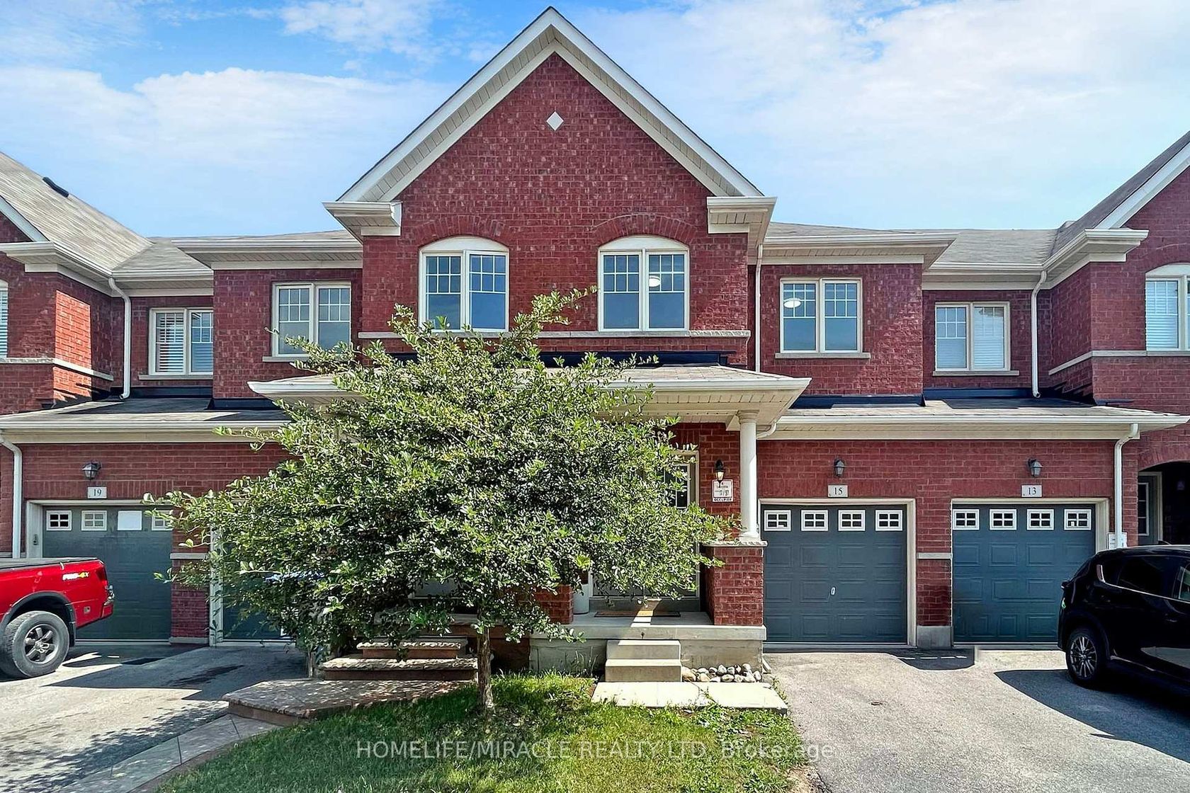 15 Masseyfield Street N, Bram East, Brampton 2