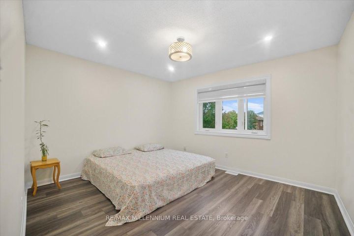 Photo 20 at 83 Smith Street, Bradford, Bradford West Gwillimbury