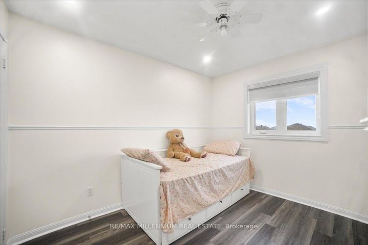 Photo 26 at 83 Smith Street, Bradford, Bradford West Gwillimbury