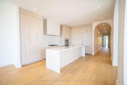 Photo 12 at 6A - 2010 Bathurst Street, Cedarvale, Toronto