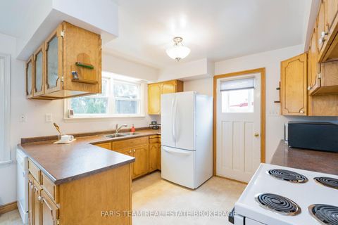 Photo 7 at 6695 10 Side Road, Rural Innisfil, Innisfil