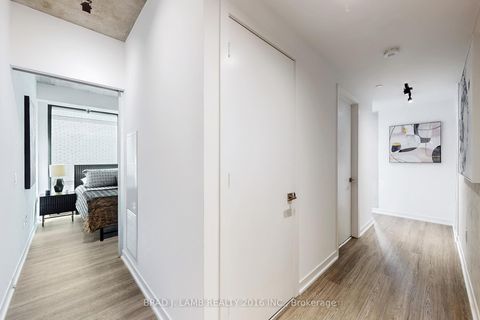 Photo 27 at 1011 - 195 McCaul Street, Chinatown, Toronto