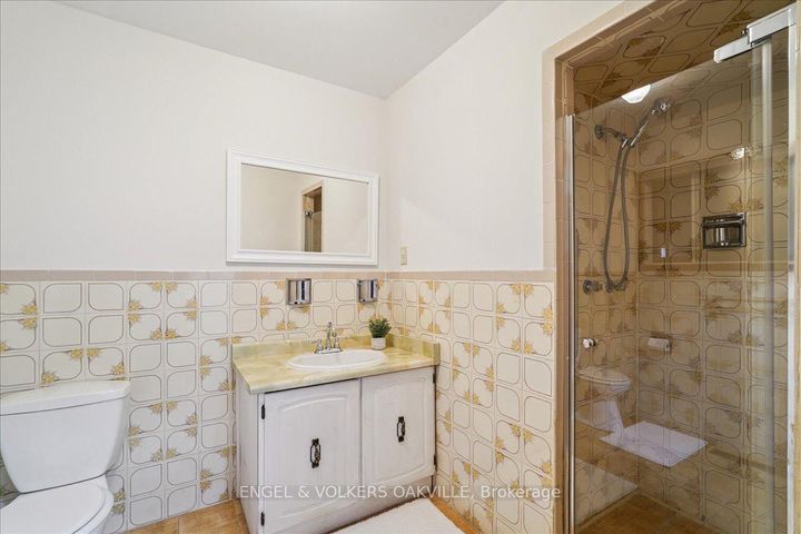 Photo 26 at 4170 Sunset Valley Court, Rathwood, Mississauga